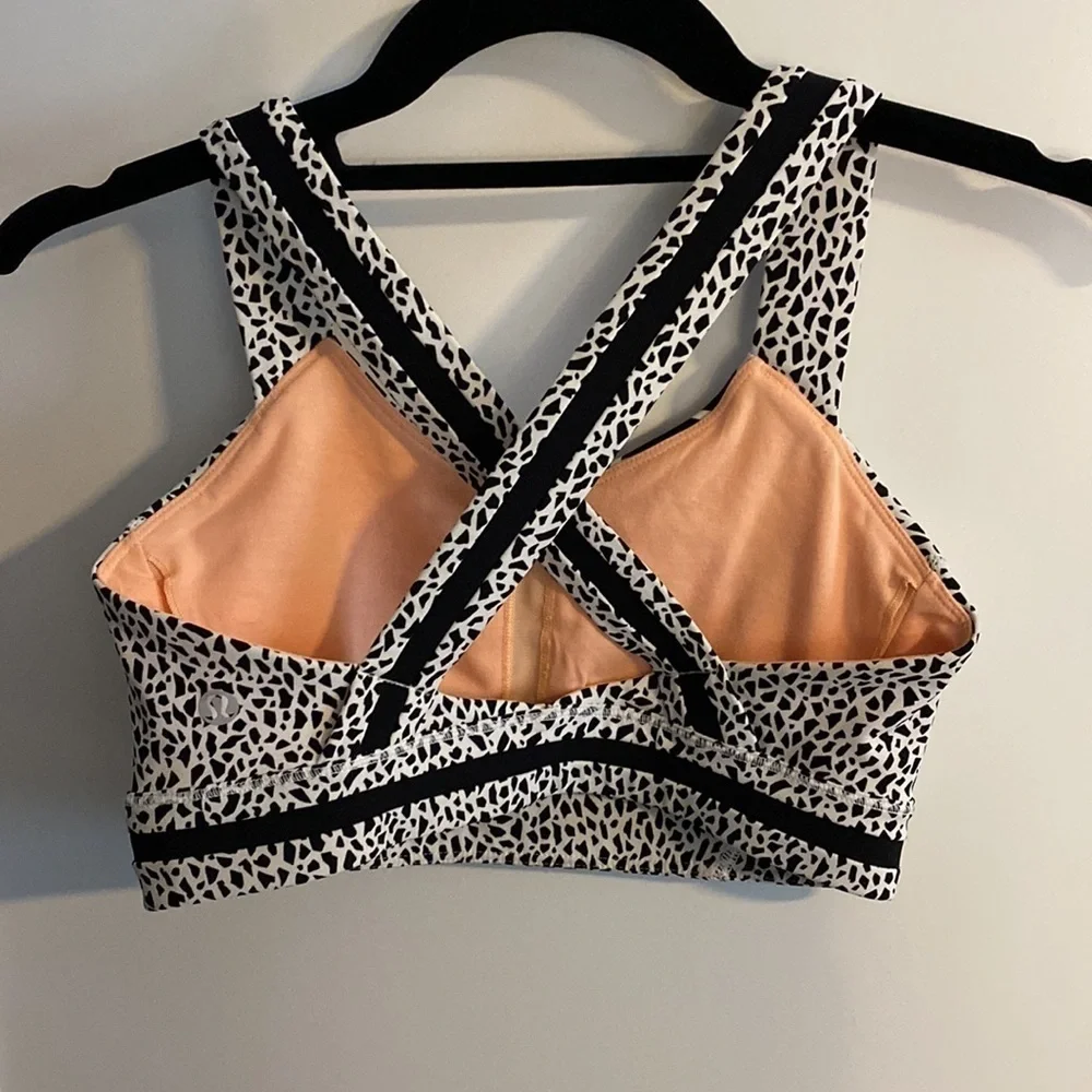 Lululemon Rack Pack Bra Size 4 EUC